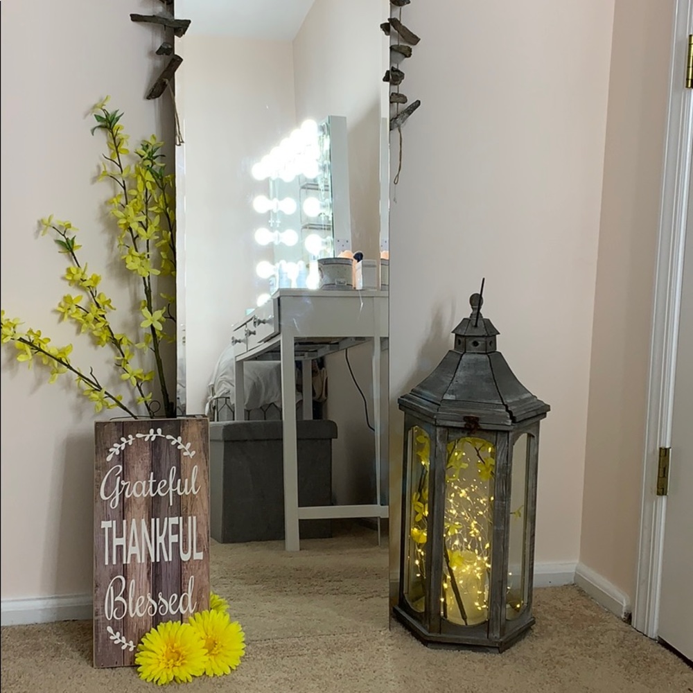 New seller! Come look at my page:)